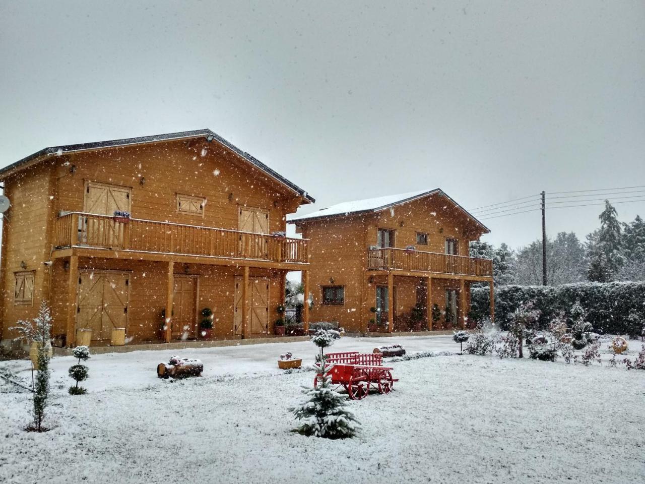 Kastor Chalets Ampelokipoi  Exterior photo
